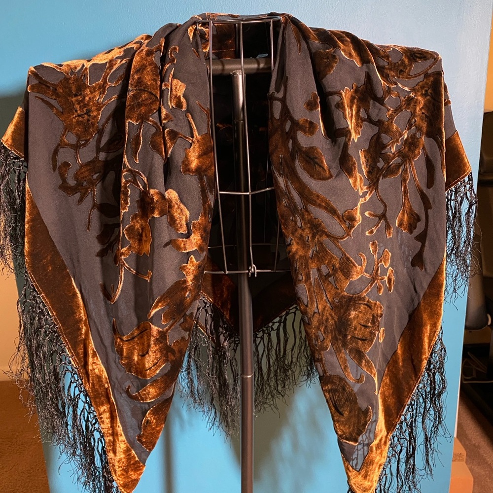 Elegant Brown and Black Floral Scarf
